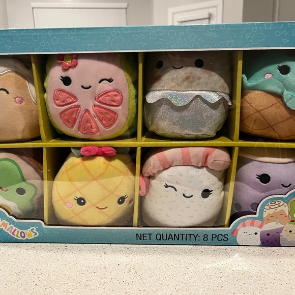 NIB Squishmallow - Picture 1 of 3